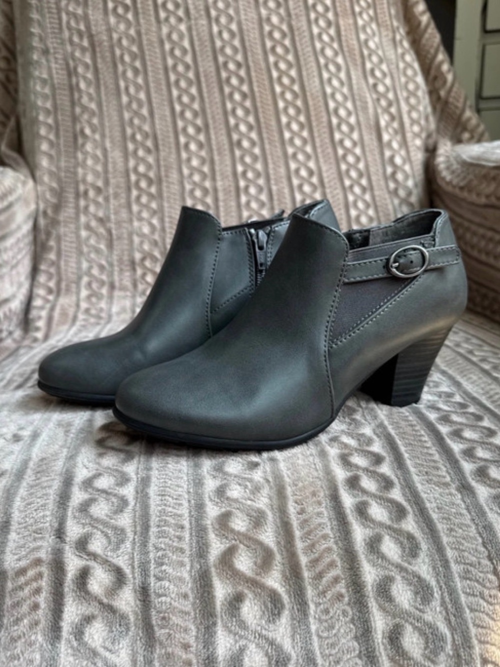 Women's Croft & borrow Gray Heeled Ankle Booties with Buckle